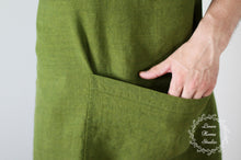 Load image into Gallery viewer, linen apron, full apron, men apron, linen apron for men, green apron, linen pinafore, full apron men, cooking apron, chefs apron