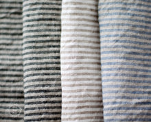 Laden Sie das Bild in den Galerie-Viewer, Striped Linen Tablecloth - Rectangle Square Round - Washed 100% Linen Fabric