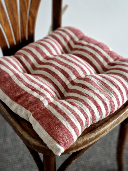 (Copy) Linen chair cushion with ties - Red Striped