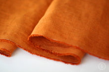 Laden Sie das Bild in den Galerie-Viewer, Pumpkin Orange Linen Fabric - Stonewashed 