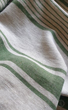 Laden Sie das Bild in den Galerie-Viewer, Linen Picnic Blanket - French Style Throw Blanket - Striped Bedspread Cover
